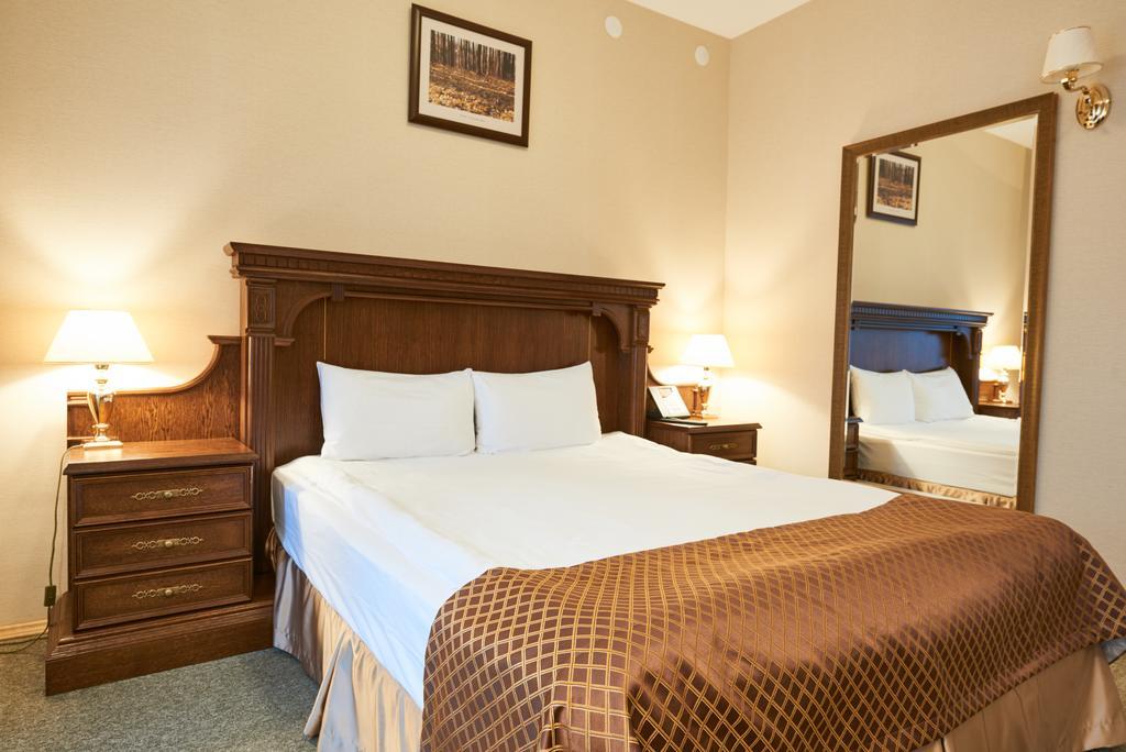 Victoria Hotel Na Zamkovoy Minszk Kültér fotó