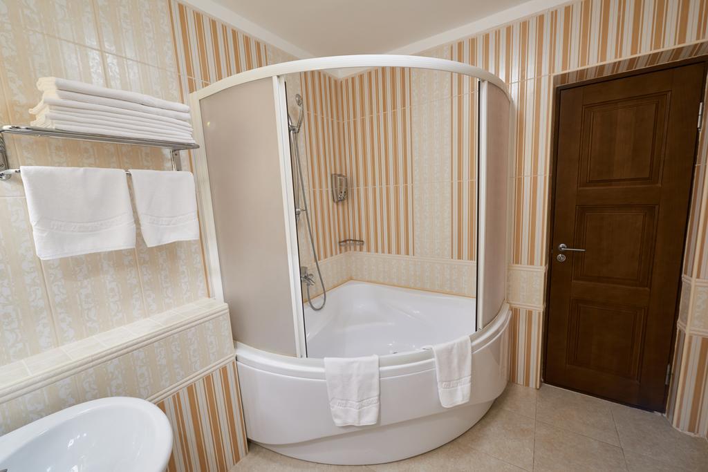 Victoria Hotel Na Zamkovoy Minszk Kültér fotó