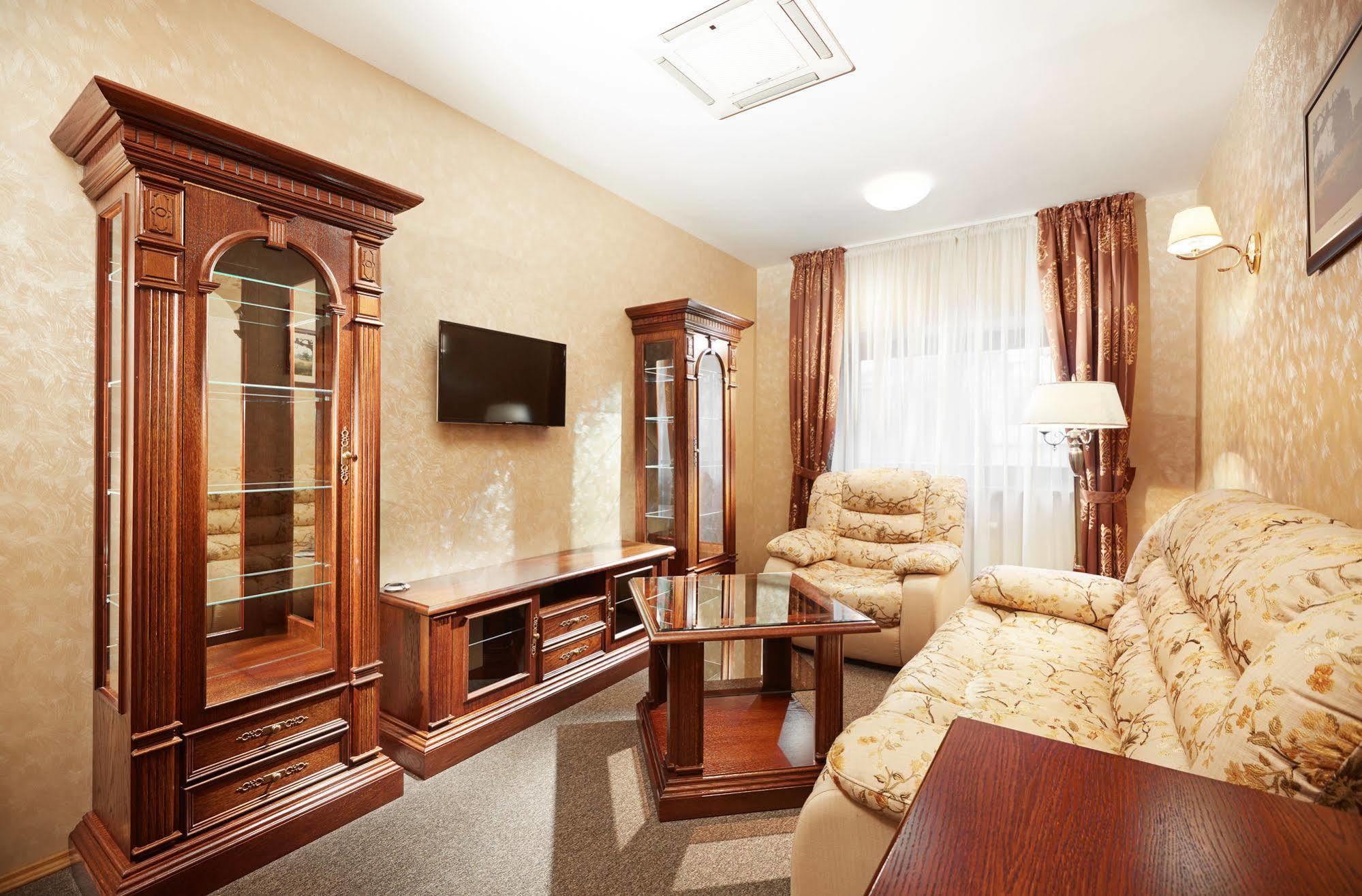 Victoria Hotel Na Zamkovoy Minszk Kültér fotó