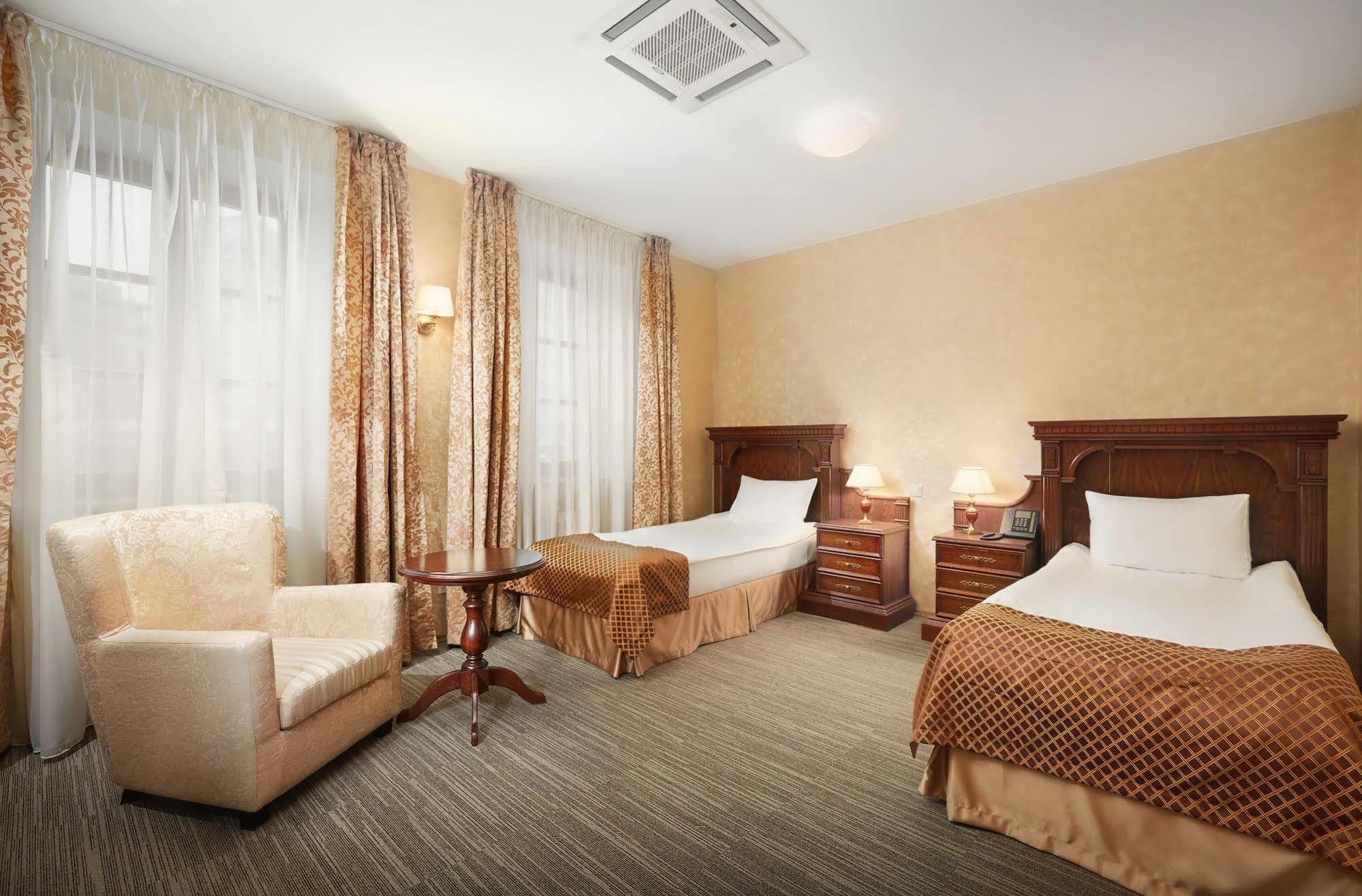 Victoria Hotel Na Zamkovoy Minszk Kültér fotó