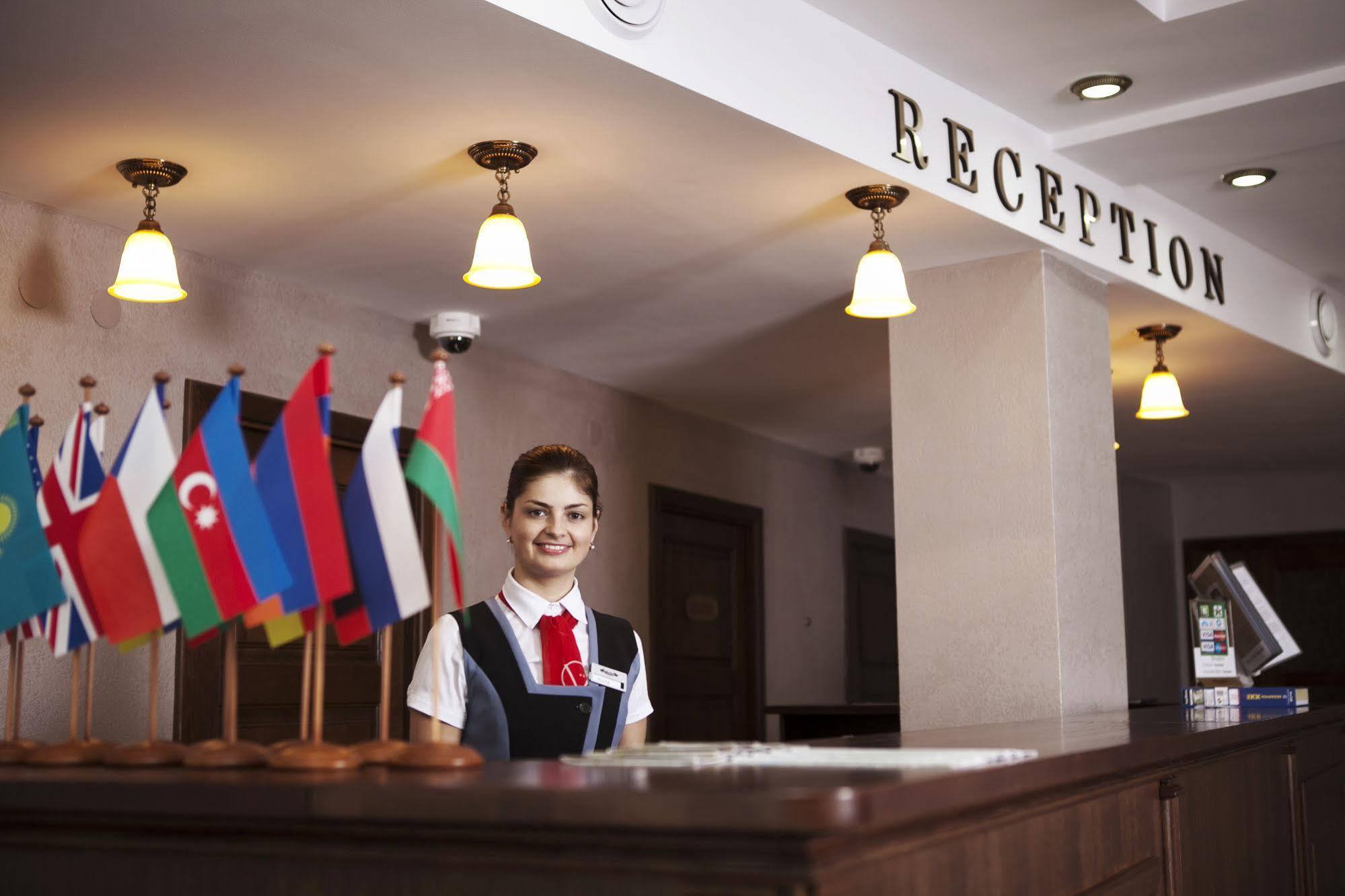 Victoria Hotel Na Zamkovoy Minszk Kültér fotó